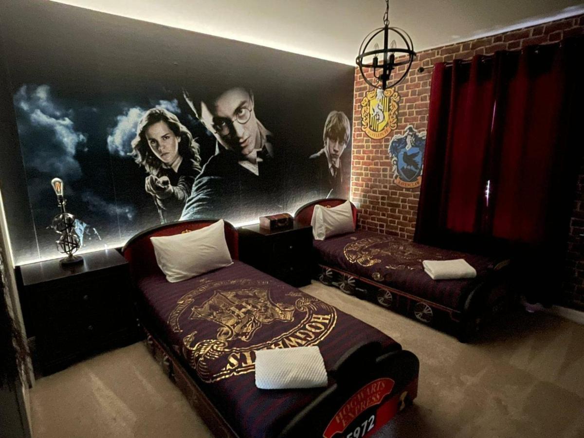Сasa de vacaciones 7-bed W Pool, Game And Free Access Davenport