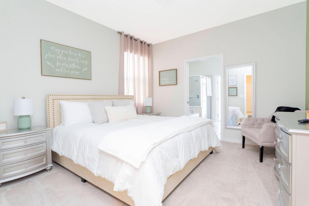 7-bed W Pool, Game And Free Access * Davenport